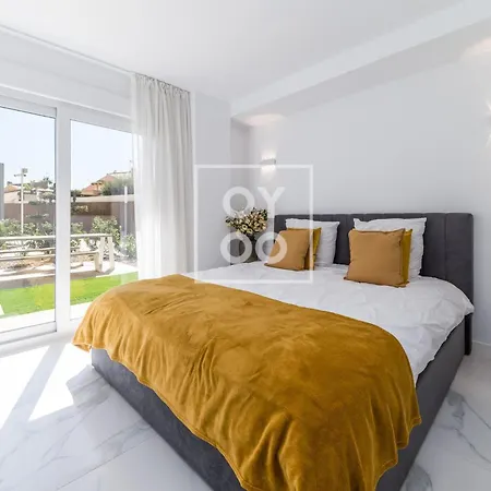 Apartamento Infinity Blue Groundfloor Apt, Beachfront, Heated Pool - By Oyoostays Torrevieja