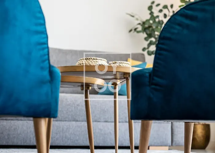 Infinity Blue Groundfloor Apt, Beachfront, Heated Pool - By Oyoostays Appartamento *