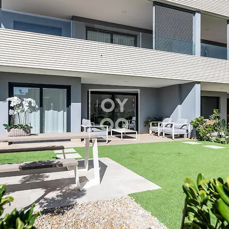 Infinity Blue Groundfloor Apt, Beachfront, Heated Pool - By Oyoostays * Torrevieja